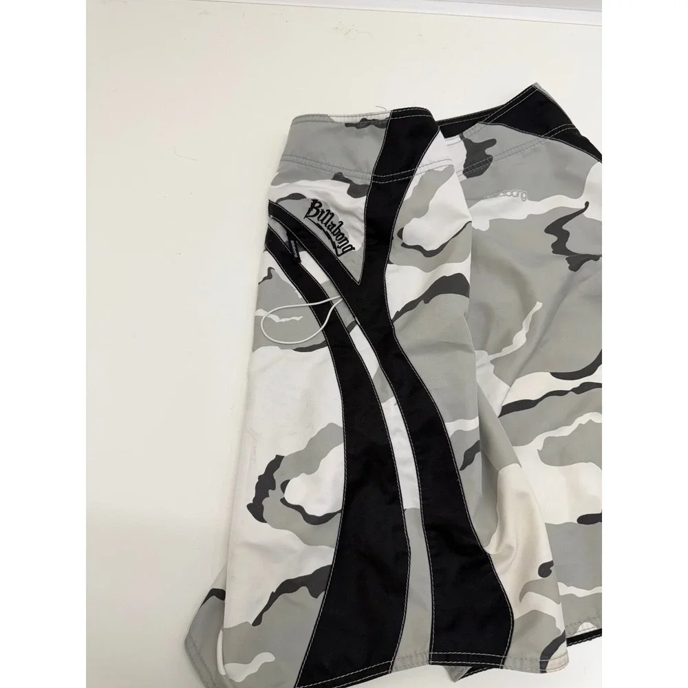 Vintage Billabong Y2K Camo Board Shorts Size 36 Gray White Black Surf Swim Trunk